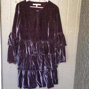 Banana Republic x Olivia Palermo velvet dress